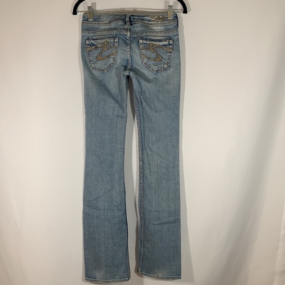 Silver Jeans Co. Light Blue Toni Distressed Jeans - Picture 7 of 13